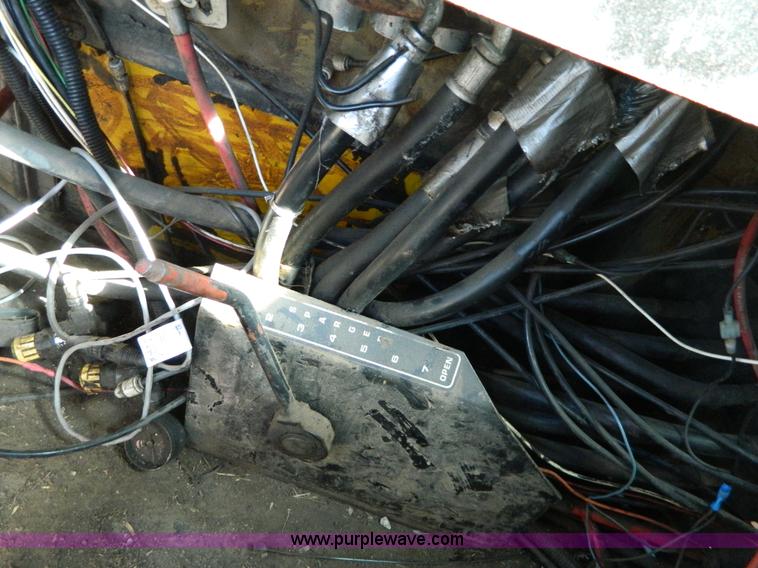 image for item D8914 1984 Terra Gator 1664 self propelled sprayer