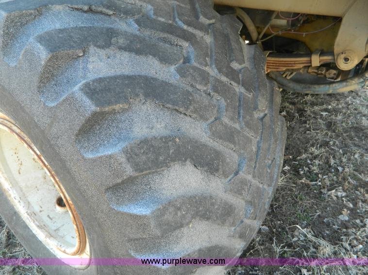 image for item D8915 1991 Mertz 4150 self propelled sprayer