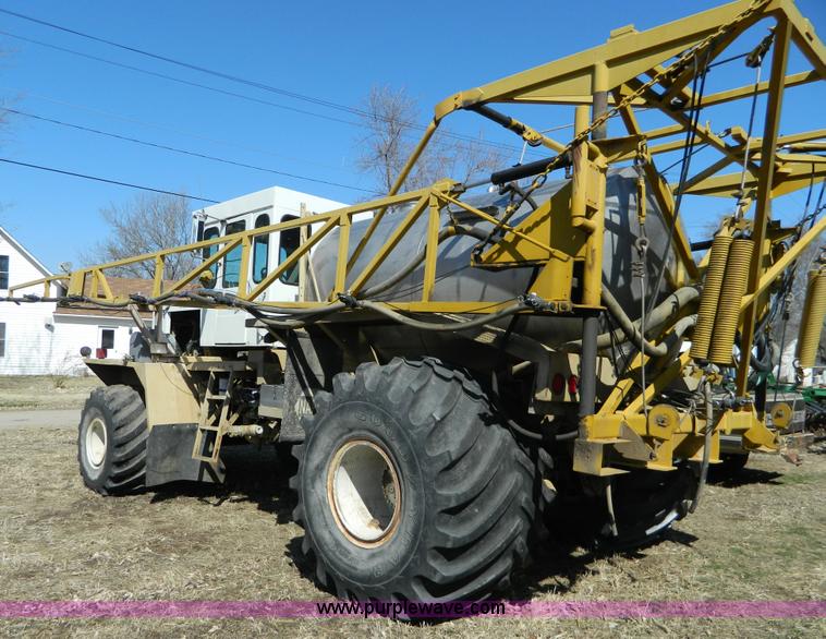 image for item D8915 1991 Mertz 4150 self propelled sprayer