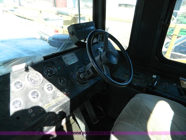 image for item D8915 1991 Mertz 4150 self propelled sprayer