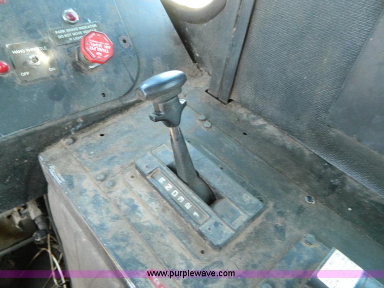 image for item D8915 1991 Mertz 4150 self propelled sprayer