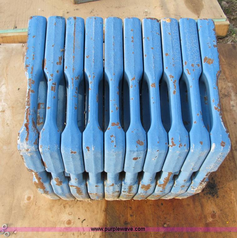 image for item D9310 (10) Ford suitcase weights