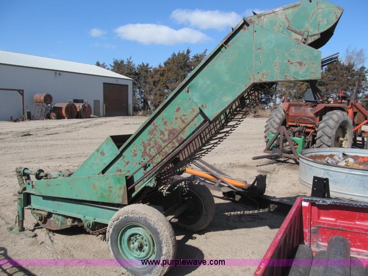 image for item G9440 Bowie Industries sprig harvestor