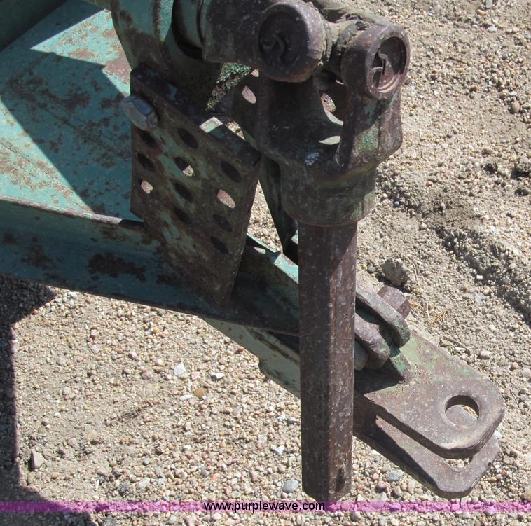 image for item G9440 Bowie Industries sprig harvestor
