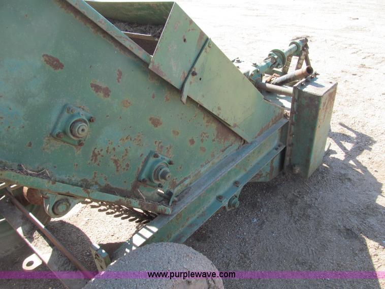image for item G9440 Bowie Industries sprig harvestor