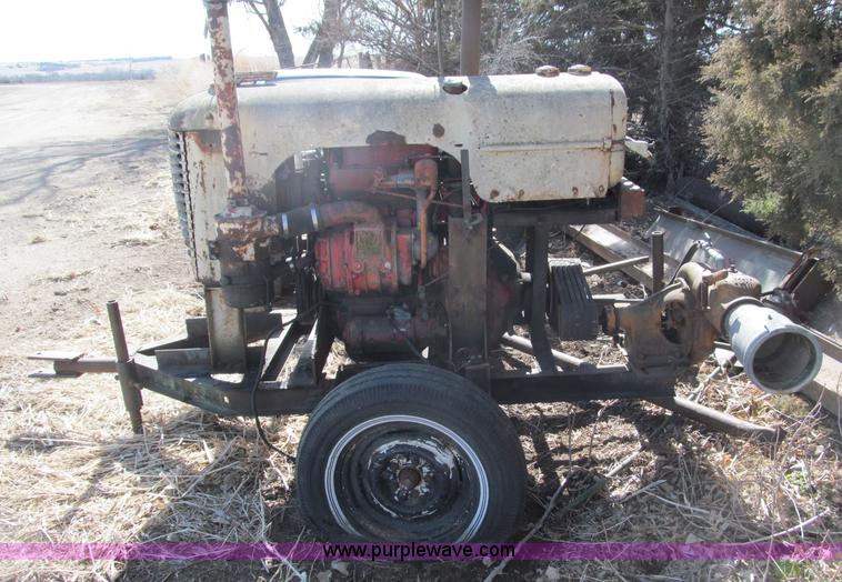 image for item G9442 Tow-behind irrigation pump