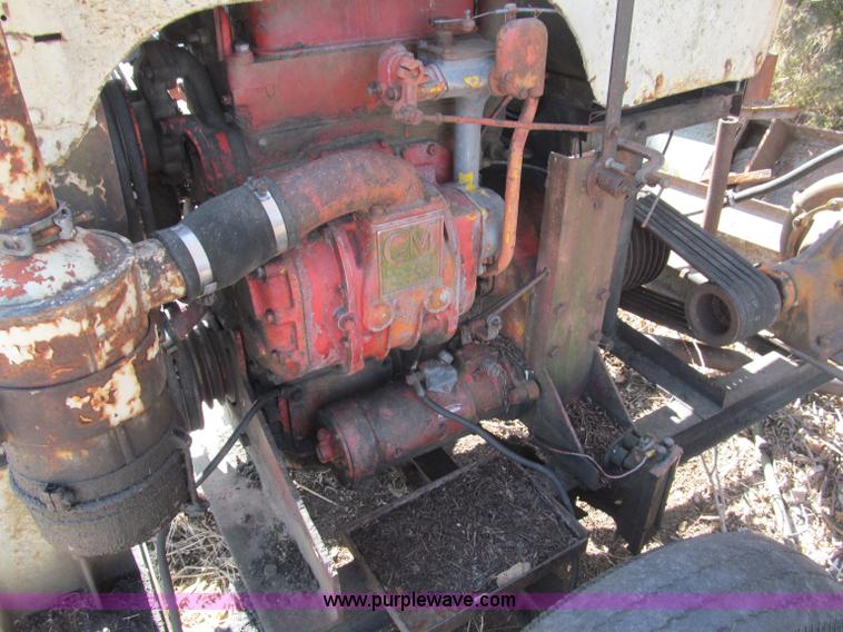image for item G9442 Tow-behind irrigation pump