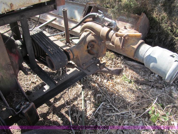 image for item G9442 Tow-behind irrigation pump