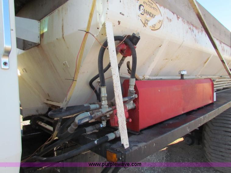 image for item I9653 1994 Ford LNT8000 spreader truck