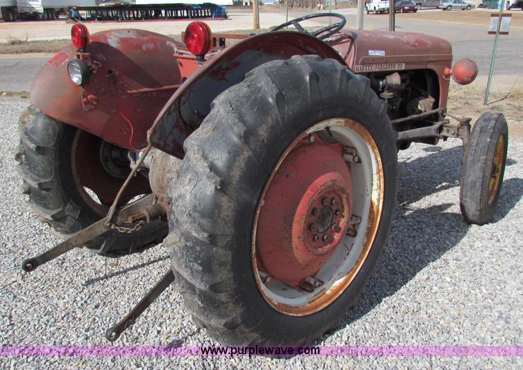 image for item I9702 Massey-Ferguson 35 tractor