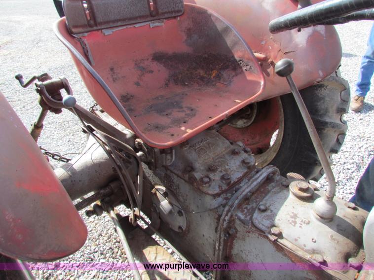 image for item I9702 Massey-Ferguson 35 tractor