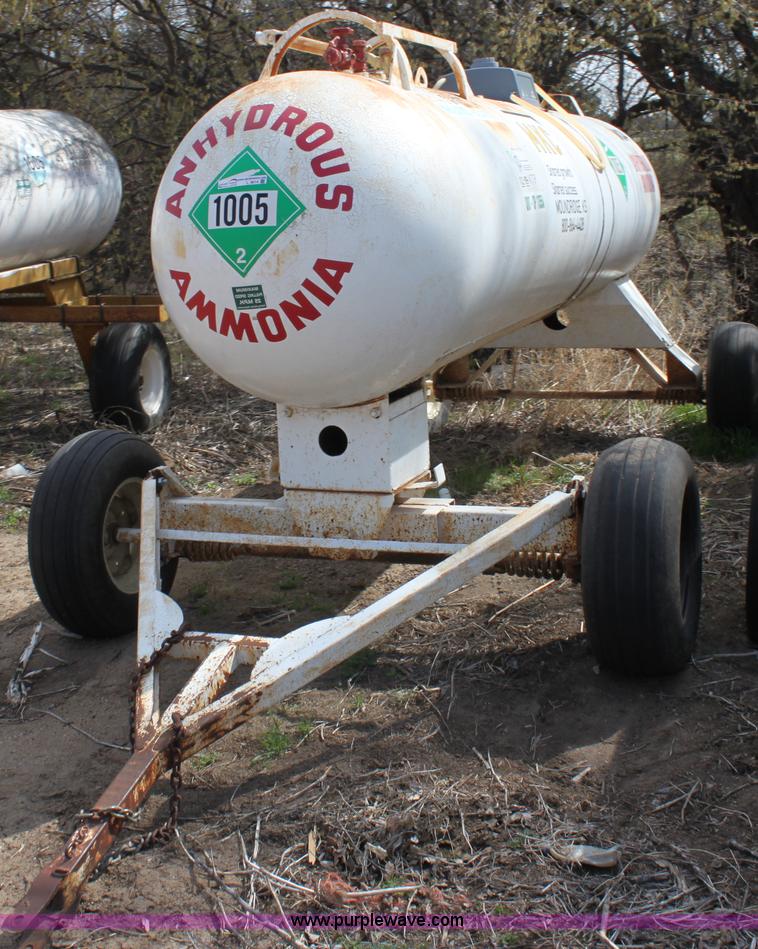 image for item L9614 1,000 gallon anhydrous ammonia tank