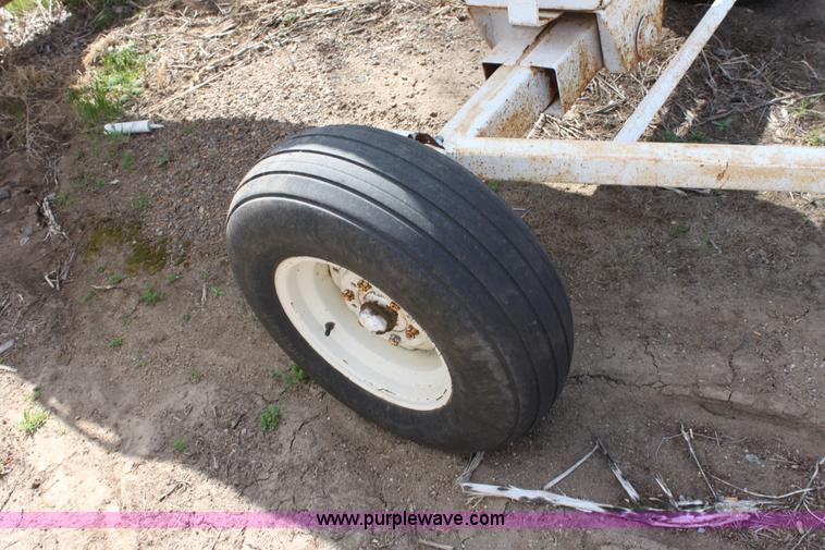 image for item L9614 1,000 gallon anhydrous ammonia tank