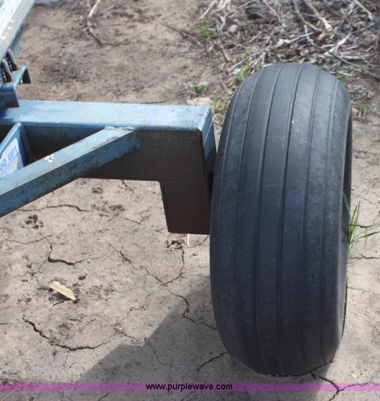 image for item L9617 1,000 gallon anhydrous ammonia tank