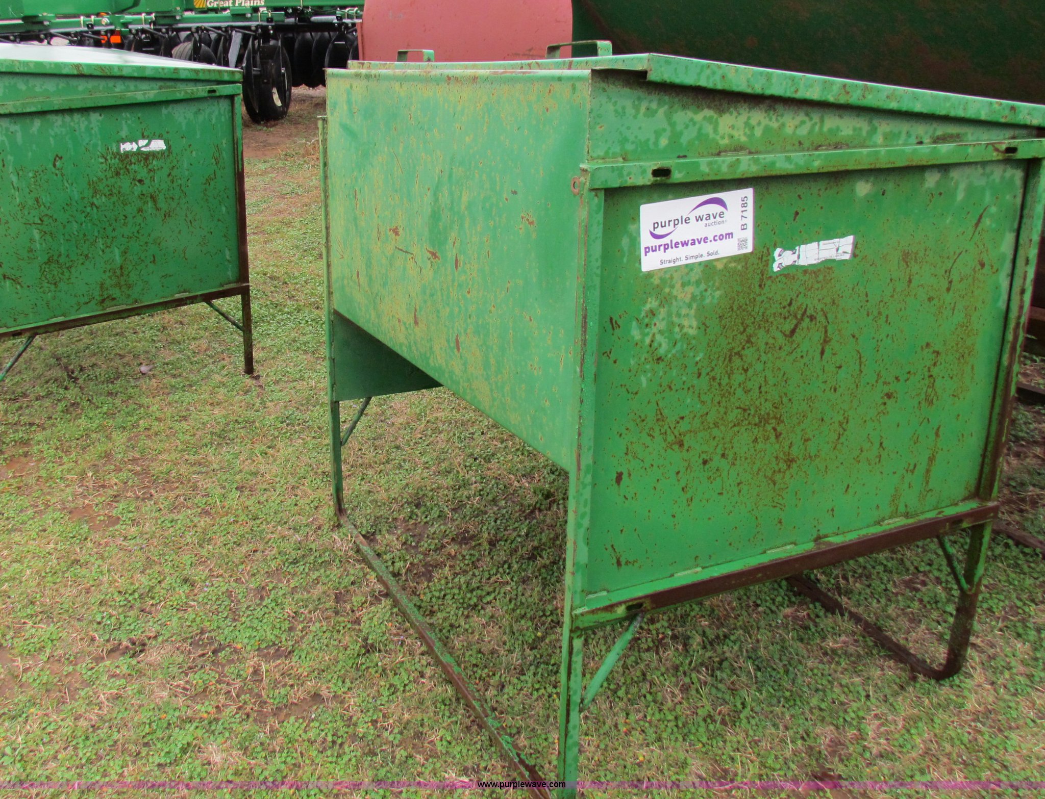 (2) cattle creep feeders in Guthrie, OK Item B7185 sold Purple Wave