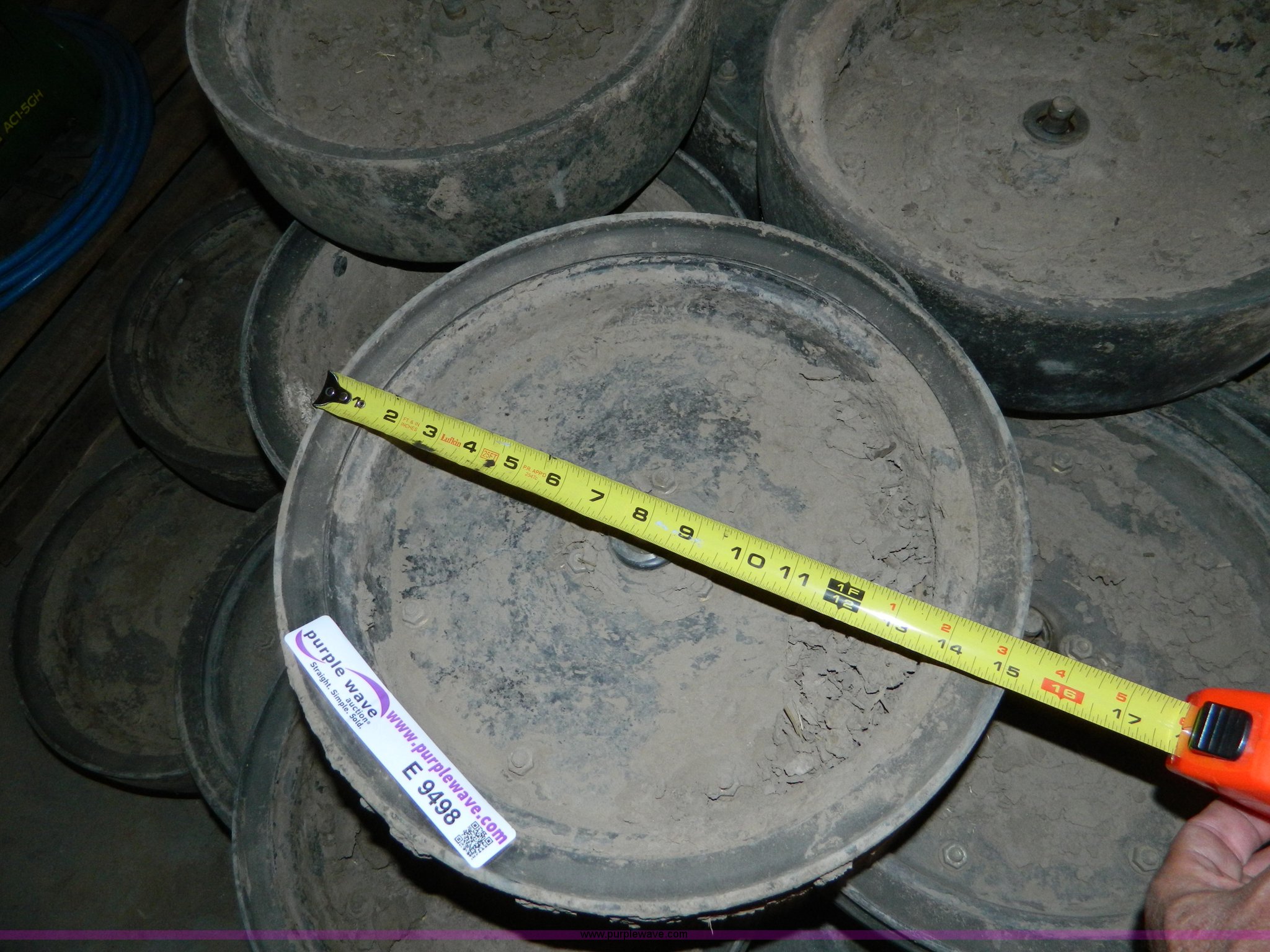 (30) John Deere packer wheels in Goodland, KS Item E9498 sold