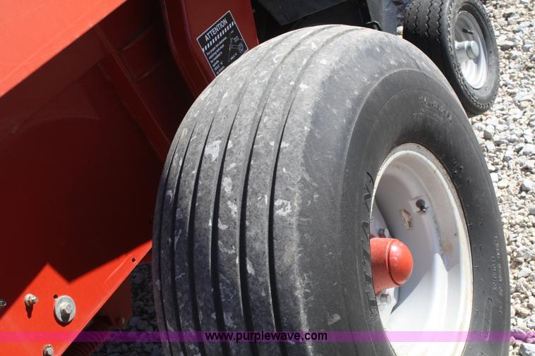 image for item A6806 2005 Case IH RBX562 round baler