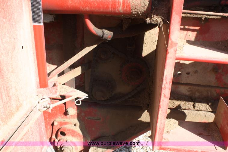image for item A6809 1999 Case IH 8465A round baler