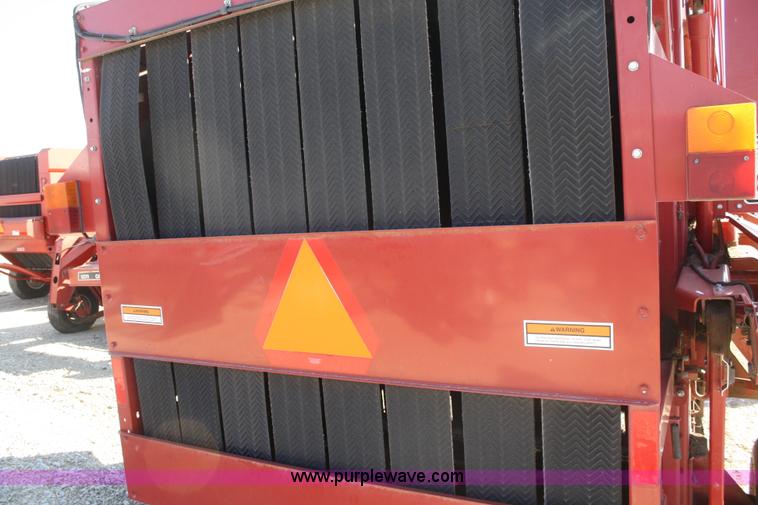 image for item A6809 1999 Case IH 8465A round baler