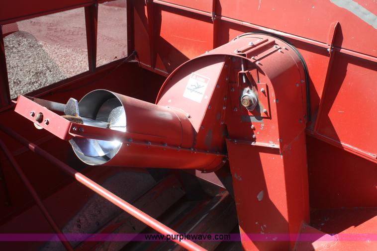 image for item A6830 1988 Case IH 1680 Axial-Flow combine