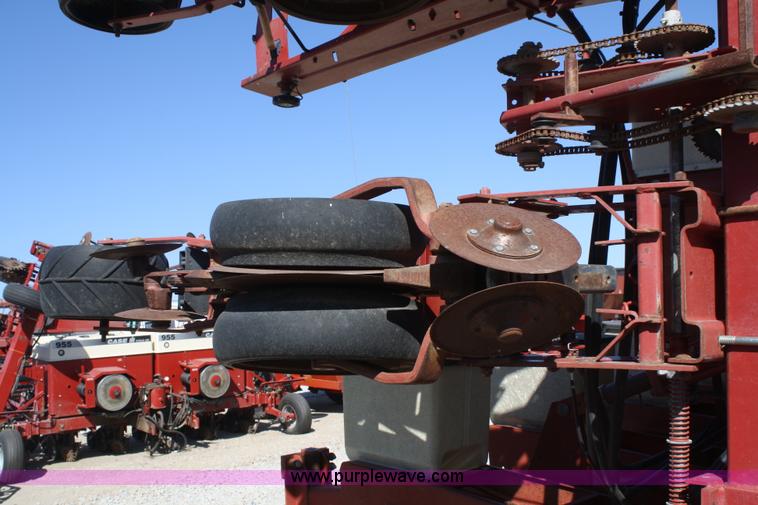 image for item A6834 Case IH Cyclo Air 950 Early Riser planter