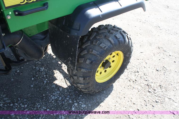 image for item A6895 2008 John Deere XUV 620i Gator