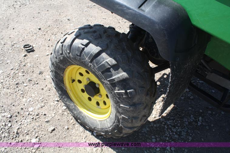 image for item A6895 2008 John Deere XUV 620i Gator