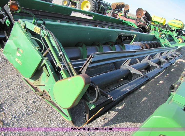 image for item B2232 John Deere 930 30' platform header