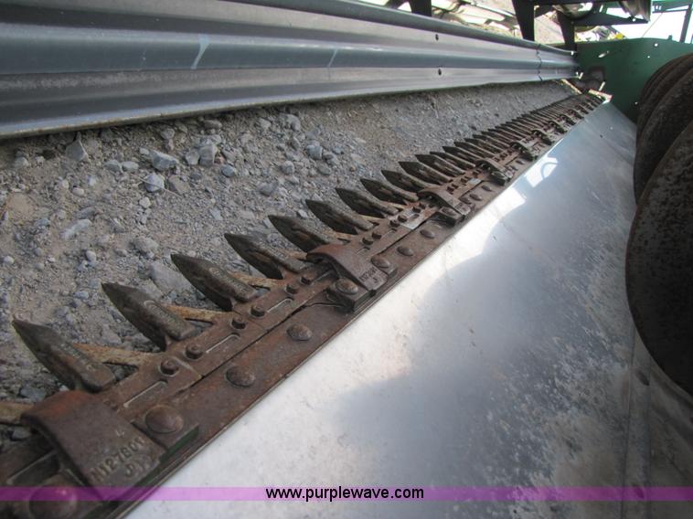 image for item B2232 John Deere 930 30' platform header