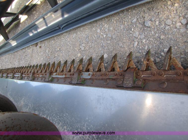 image for item B2232 John Deere 930 30' platform header