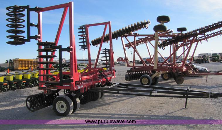 image for item B2233 2009 Sterling 30' flex gang soil packer