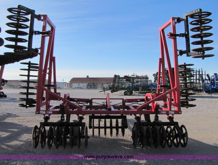 image for item B2233 2009 Sterling 30' flex gang soil packer