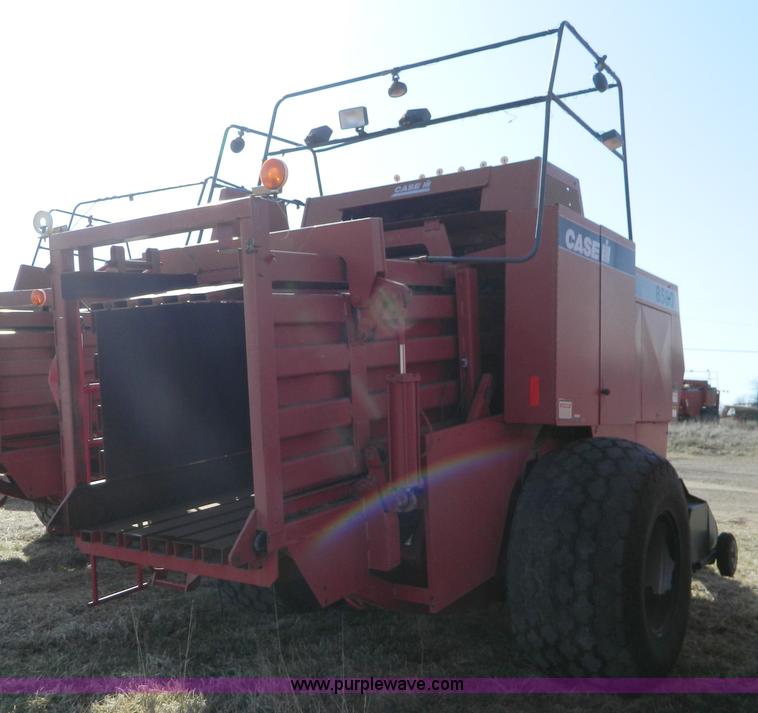 image for item B3536 Case IH 8580 square baler
