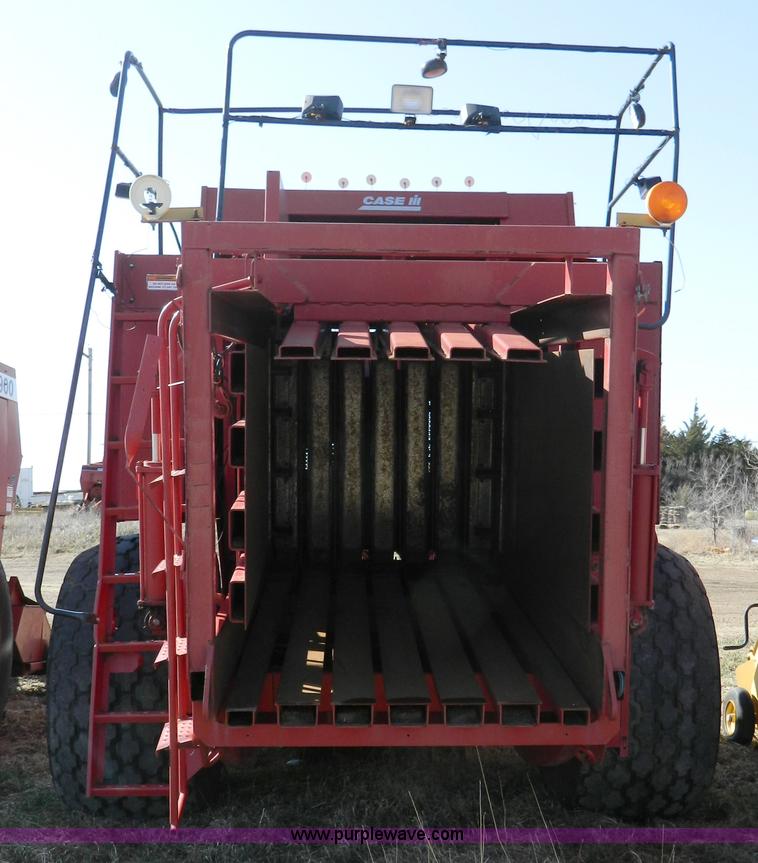 image for item B3536 Case IH 8580 square baler