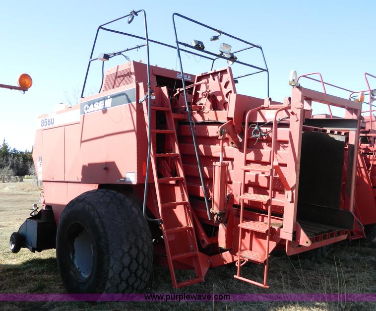image for item B3536 Case IH 8580 square baler