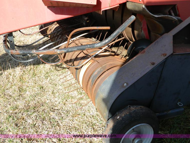 image for item B3536 Case IH 8580 square baler