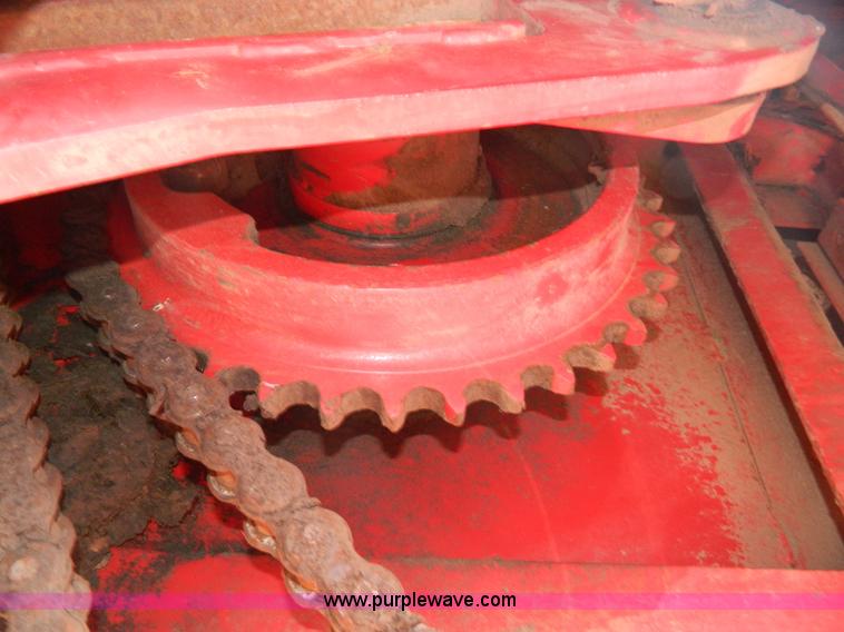 image for item B3536 Case IH 8580 square baler