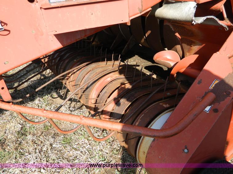image for item B3537 1990 Hesston 4900 square baler