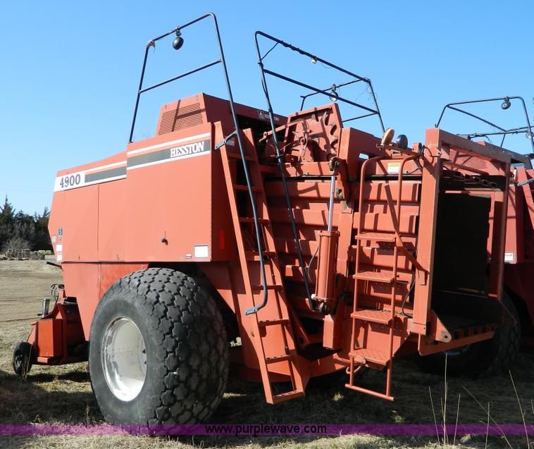 image for item B3537 1990 Hesston 4900 square baler