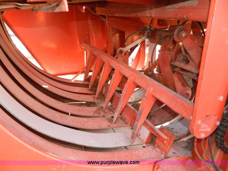 image for item B3537 1990 Hesston 4900 square baler