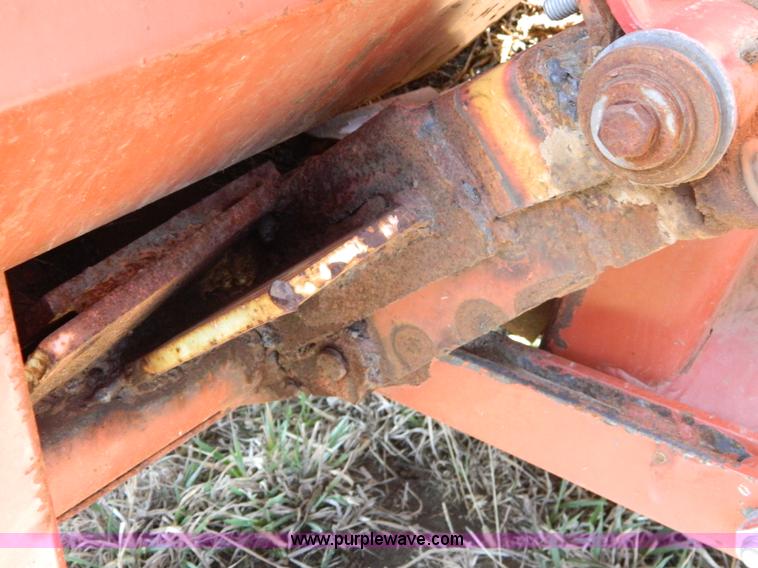 image for item B3537 1990 Hesston 4900 square baler