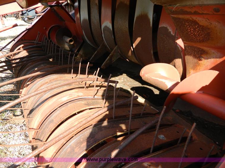 image for item B3537 1990 Hesston 4900 square baler