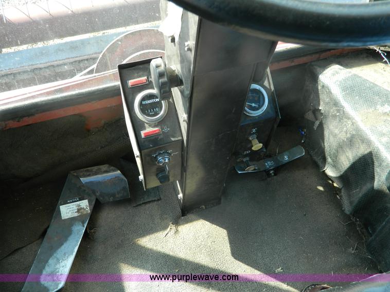 image for item B3540 Hesston 6550 swather