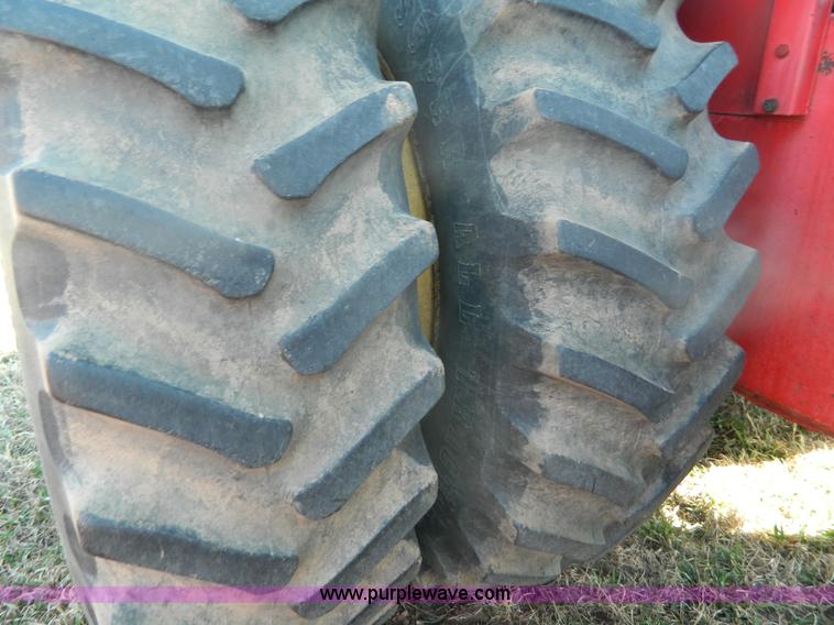 image for item B3545 1979 Versatile 500 tractor