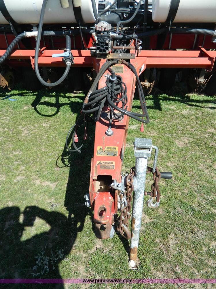 image for item B3582 1997 AGCO White 6122 12 row planter