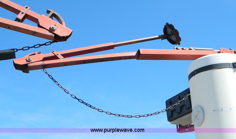 image for item B3582 1997 AGCO White 6122 12 row planter