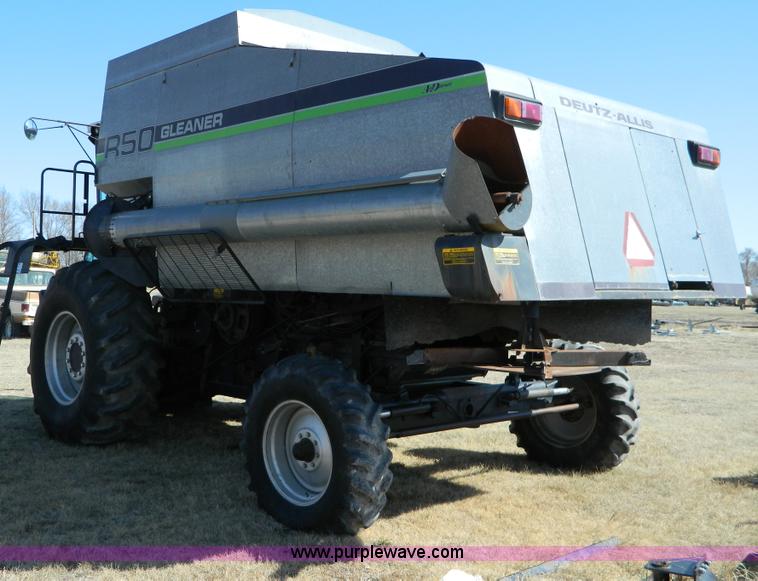 image for item B3583 1989 Gleaner R50 combine