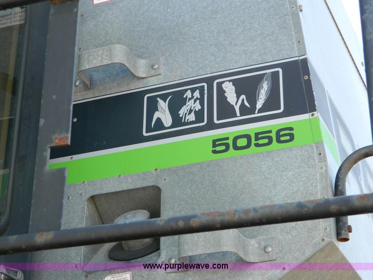 image for item B3583 1989 Gleaner R50 combine