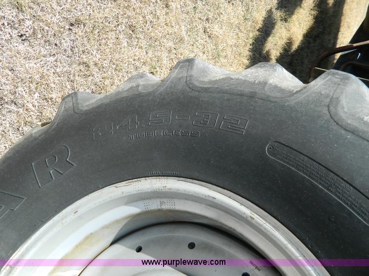 image for item B3583 1989 Gleaner R50 combine