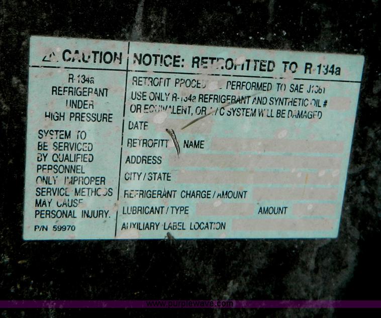 image for item B3583 1989 Gleaner R50 combine